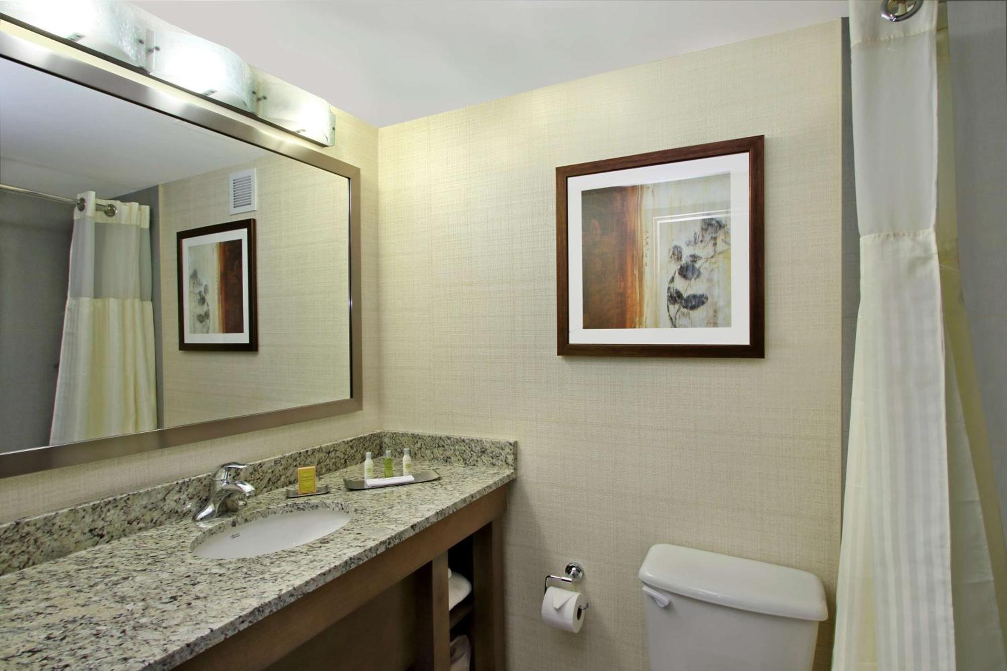 Отель Doubletree By Hilton Маува Экстерьер фото