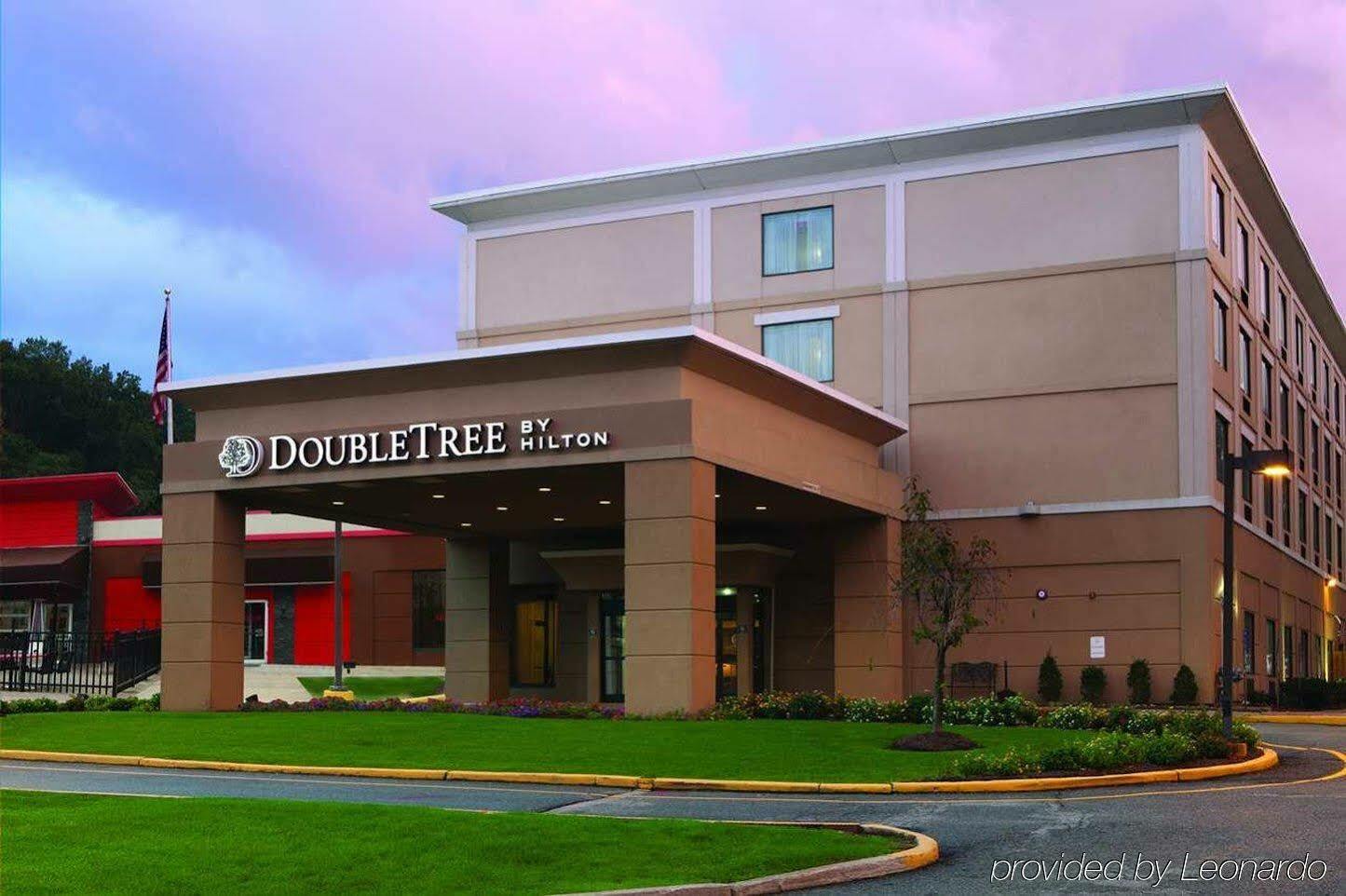 Отель Doubletree By Hilton Маува Экстерьер фото